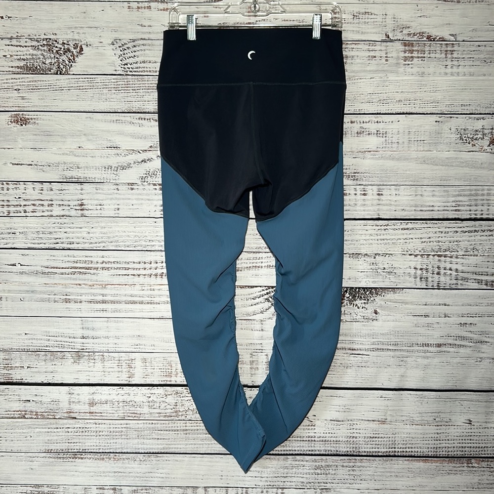 Zyia Storm Parallel Luxe high rise leggings medium - Picture 10 of 16